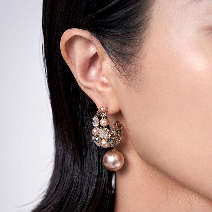 Elegant and Romantic Personality Sexy Vintage Floral Earrings 服饰与配饰 PDD 