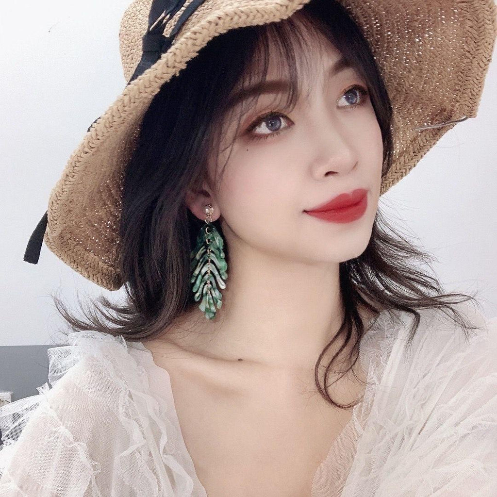 💖Fashion Seaside Resort Style Acrylic Leaf Earrings For Women