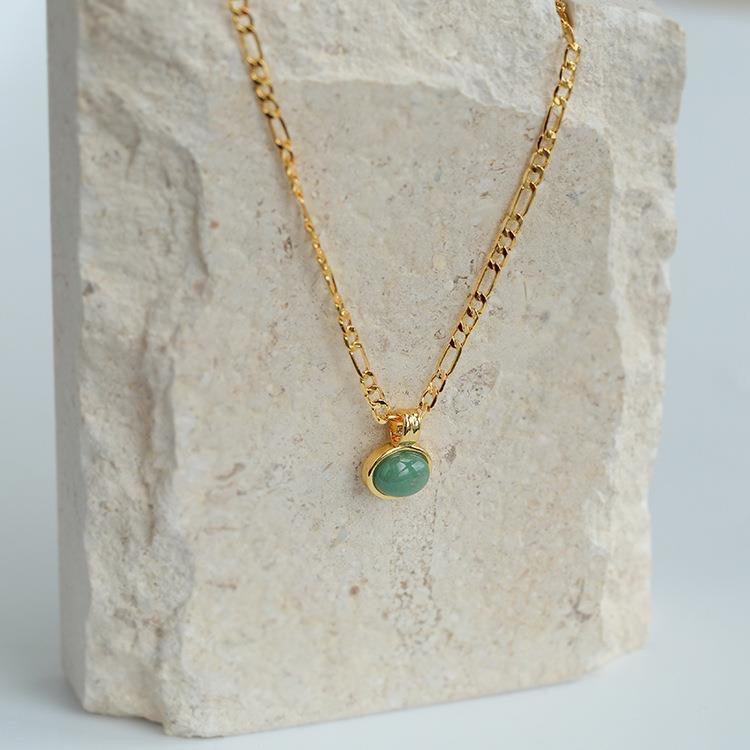 Women's Stylish Retro Green Aventurine Quartz Earrings Necklace Sets